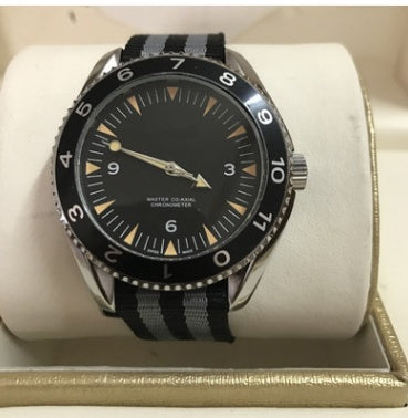 Automatic mechanical waterproof mechanical watch Black casual men Round watch