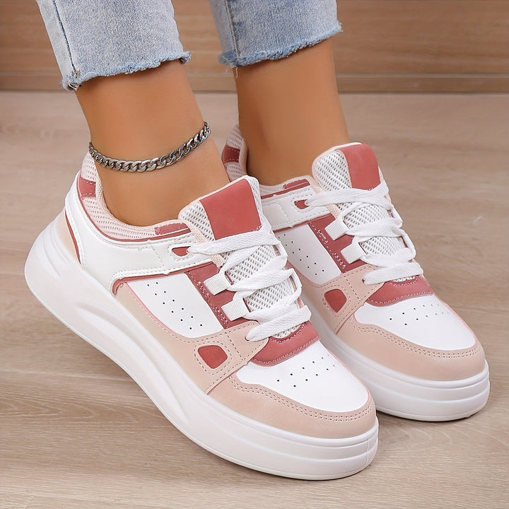 Thick Bottom Show Feet Small Sports Leisure Sneaker