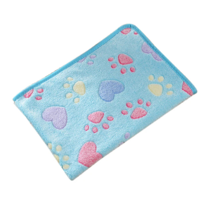 Soft and Fluffy High Quality Pet Blanket Cute Cartoon Pattern Pet Mat Warm and Comfortable Blanket for Cat and Dogs Pet Supplies