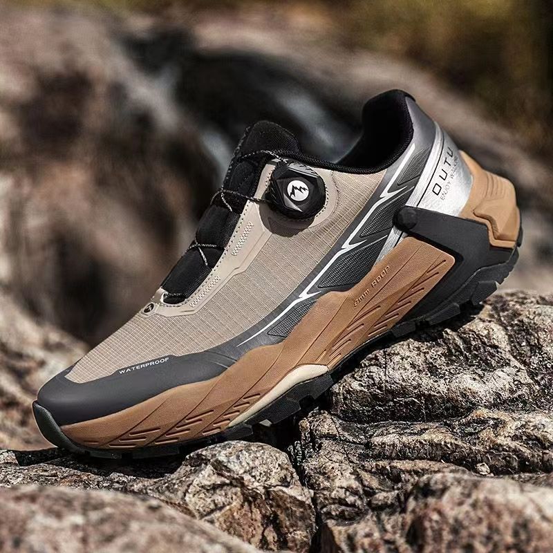 Outdoor Mountaineering Waterproof Leisure Breathable Sneaker